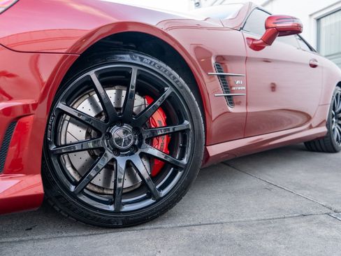 Used 2016 Mercedes-Benz SL 63 AMG image 4