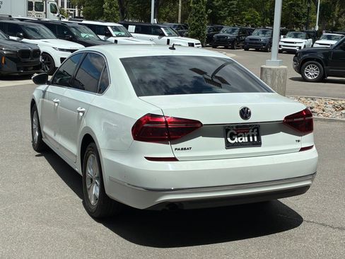 Used 2017 Volkswagen Passat 1.8T S FWD image 5
