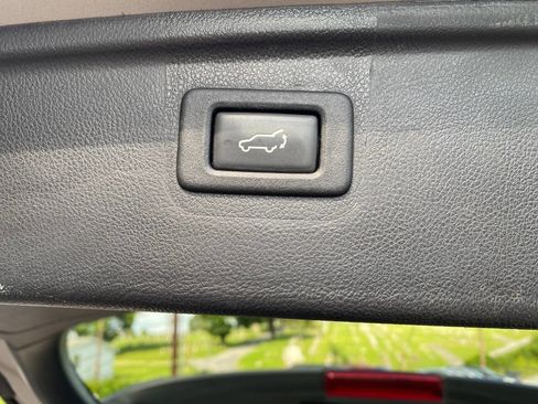 Used 2017 Subaru Outback 2.5i Limited AWD/4WD image 28