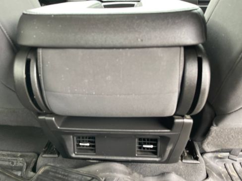 Used 2021 Chevrolet Silverado 1500 Custom AWD/4WD image 30