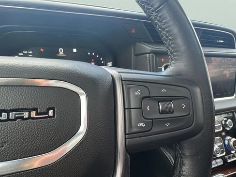 Used 2023 GMC Yukon Denali Ultimate image 22