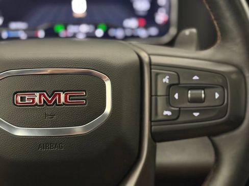 Used 2024 GMC Sierra 1500 AT4 w/ Technology Package AWD/4WD image 21