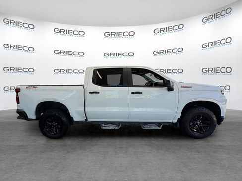 Used 2021 Chevrolet Silverado 1500 LT Trail Boss w/ Convenience Package II AWD/4WD image 8