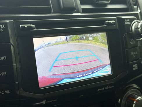 Used 2017 Toyota 4Runner TRD Pro AWD/4WD image 18