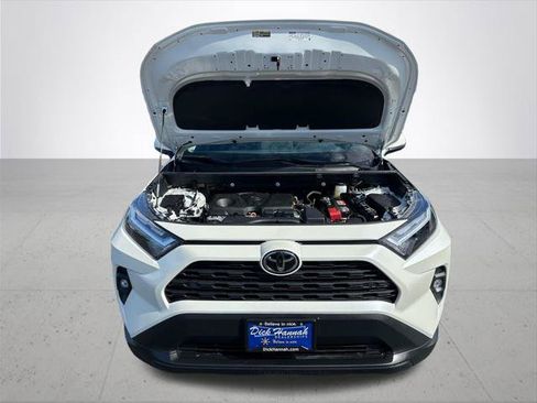 Certified 2022 Toyota RAV4 XLE Premium AWD/4WD image 5