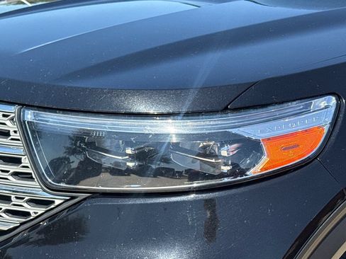 Used 2023 Ford Explorer Limited RWD image 4