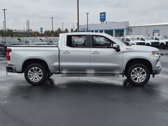 Used 2022 Chevrolet Silverado 1500 LTZ w/ LTZ Premium Package AWD/4WD image 4
