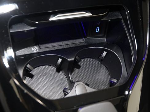 Used 2025 Mercedes-Benz AMG GT 63 w/ AMG Night Package image 46