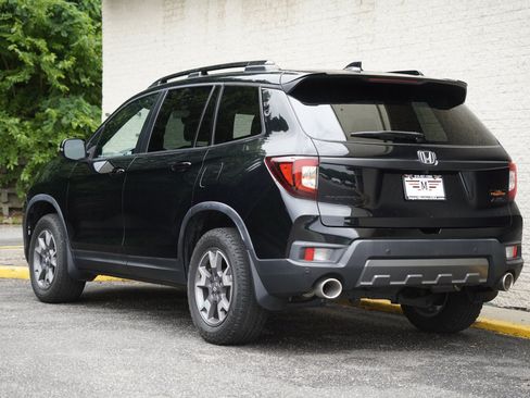 Used 2022 Honda Passport TrailSport image 5