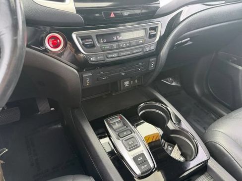 Used 2017 Honda Pilot Touring image 26