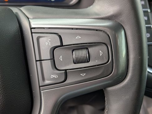 Certified 2024 Chevrolet Suburban Z71 w/ Luxury Package image 23