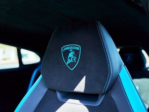 Used 2024 Lamborghini Urus Performante AWD/4WD image 56