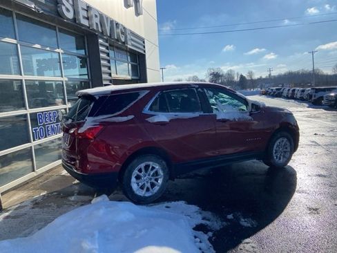 Used 2021 Chevrolet Equinox LT image 3