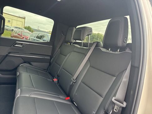 New 2026 GMC Sierra EV Elevation w/ LPO, Elevation Dark Package AWD/4WD image 28