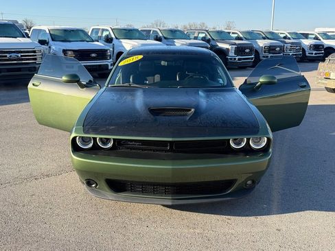 Used 2018 Dodge Challenger T/A image 14