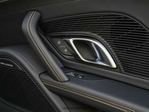 Used 2023 Audi R8 V10 performance RWD image 34