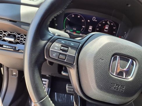 Used 2024 Honda Accord Sport image 17