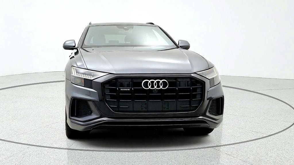 Used 2021 Audi Q8 Prestige w/ Prestige Package AWD/4WD image 2