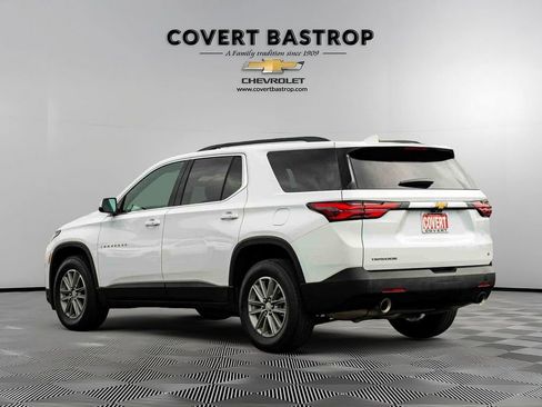 Certified 2023 Chevrolet Traverse LT FWD image 3