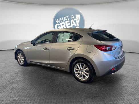 Used 2014 MAZDA MAZDA3 i Touring image 6