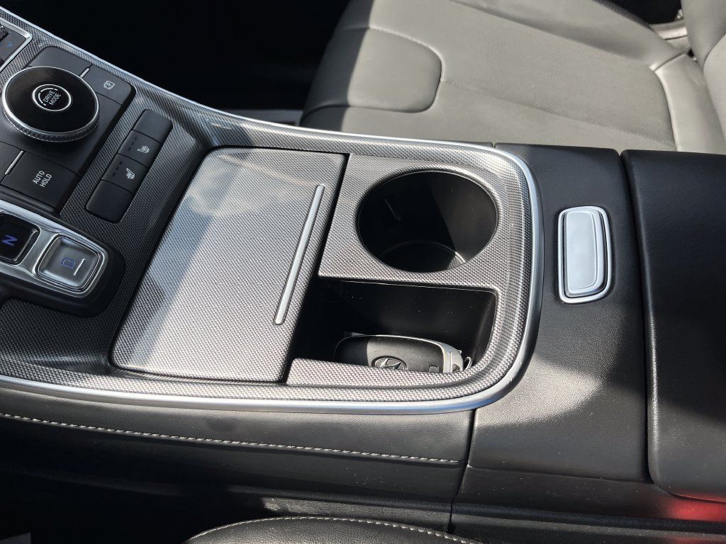 Used 2023 Hyundai Santa Fe SEL w/ Premium Package FWD image 21