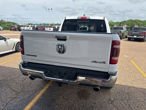 Used 2021 RAM 1500 Laramie AWD/4WD image 4