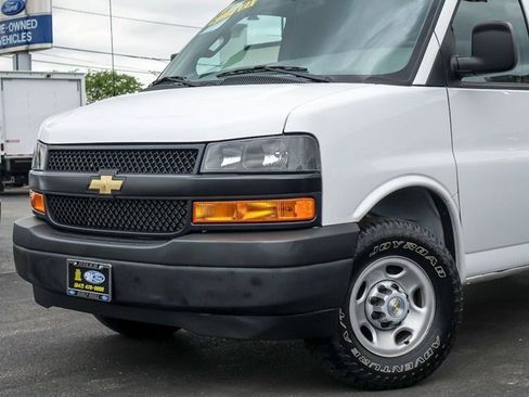 Used 2024 Chevrolet Express 2500 Extended w/ Driver Convenience Package RWD image 3