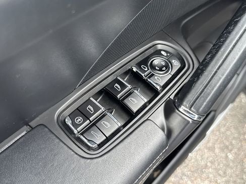 Used 2013 Porsche Cayenne Turbo AWD/4WD image 11