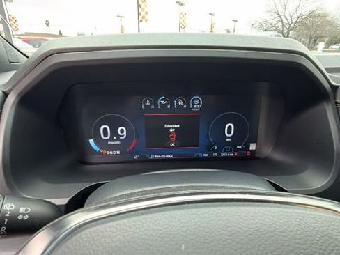 Used 2024 Ford Expedition Platinum image 30