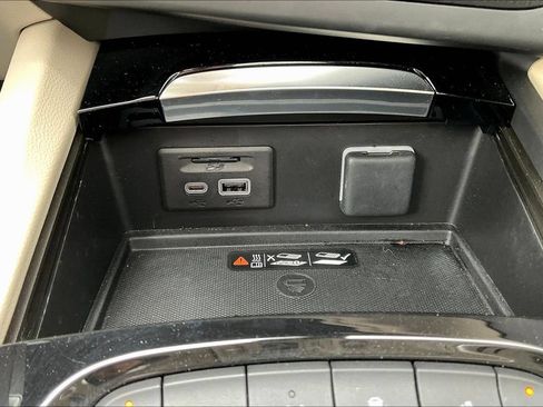 Used 2023 Buick Envision Avenir AWD/4WD image 15