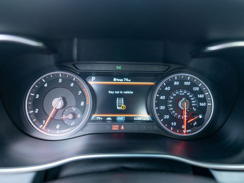 Used 2021 Genesis G70 2.0T RWD image 19