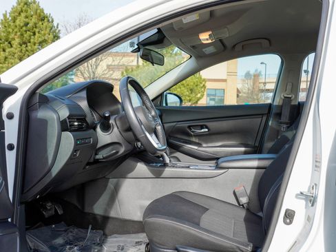 Used 2022 Nissan Sentra SV image 10