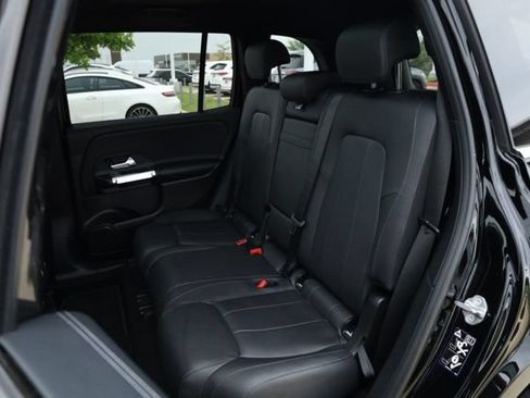 Used 2020 Mercedes-Benz GLB 250 image 25