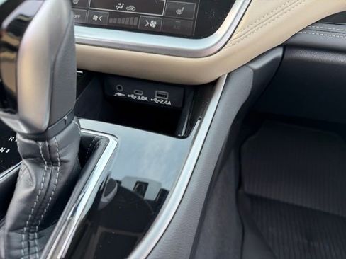 Used 2025 Subaru Outback Limited XT w/ Popular Package #2 image 28