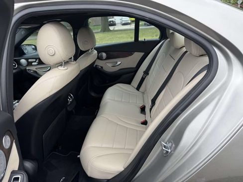 Used 2019 Mercedes-Benz C 300 Sedan image 17