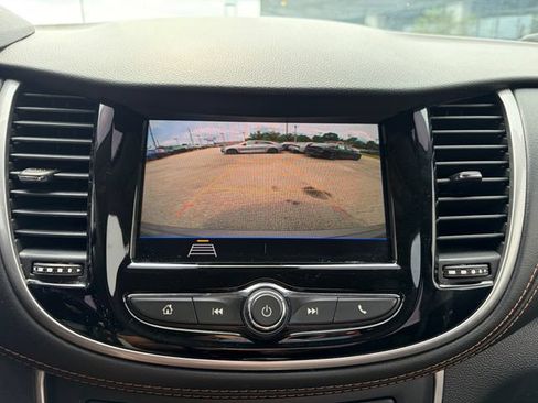 Used 2021 Chevrolet Trax LS FWD image 23