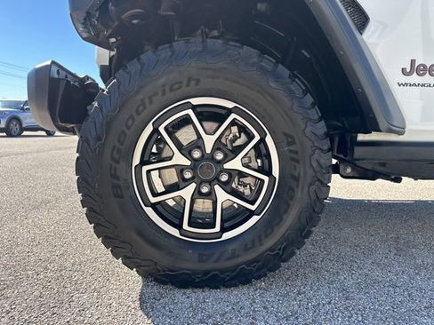 Certified 2025 Jeep Wrangler Unlimited Rubicon image 52