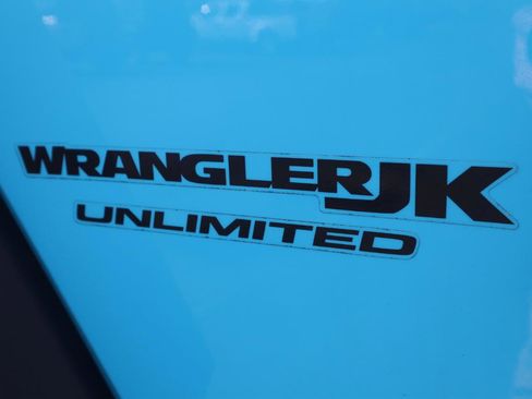 Used 2018 Jeep Wrangler Unlimited Rubicon w/ Cold Weather Group image 26