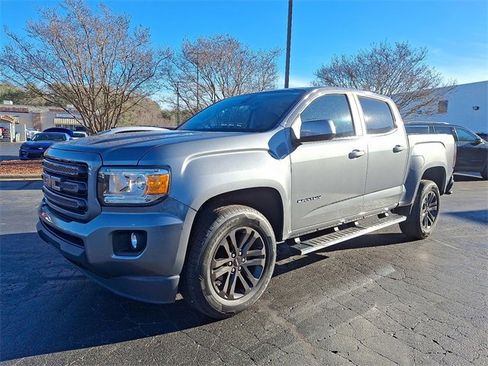 Used 2019 GMC Canyon SLE w/ Elevation Edition image 3