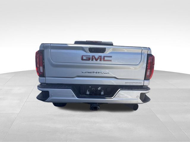 Used 2022 GMC Sierra 2500 Denali AWD/4WD image 8