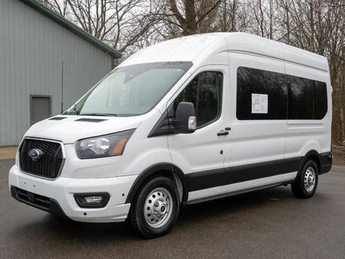 Used 2024 Ford Transit 350 XLT image 7