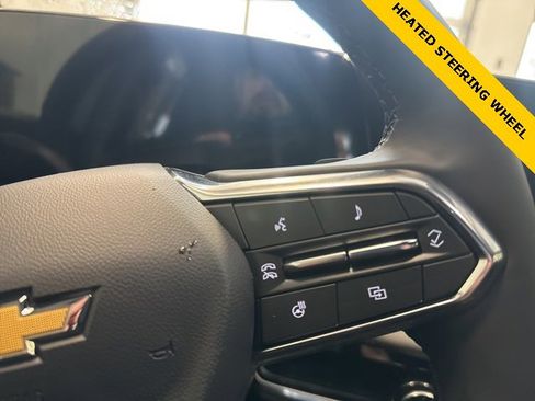 New 2025 Chevrolet Equinox LT image 4