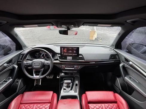 Used 2023 Audi SQ5 Premium Plus w/ Premium Plus Package image 16