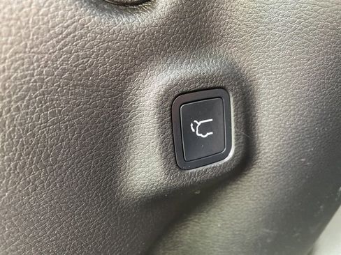 Certified 2022 Jeep Compass Trailhawk w/ Trailhawk Elite Group image 8