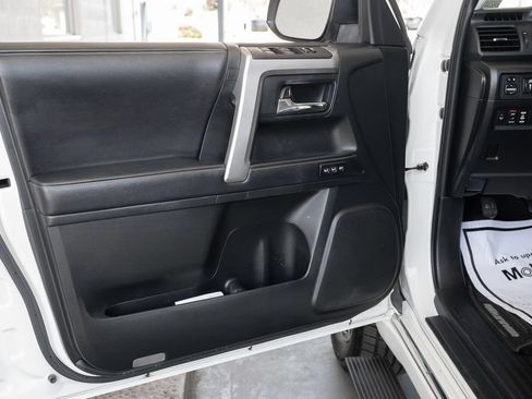 Used 2019 Toyota 4Runner Limited w/ Convenience Package RWD image 20