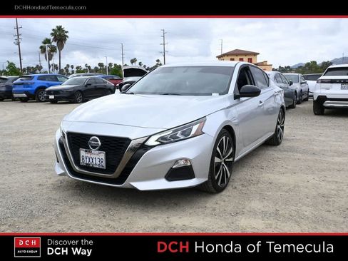 Used 2019 Nissan Altima 2.5 SR FWD image 1