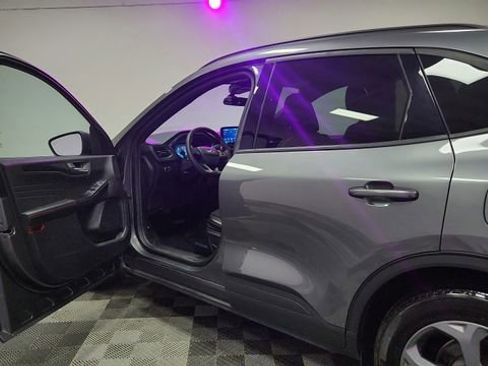 Certified 2025 Ford Escape ST-Line image 16