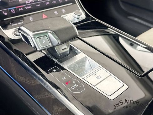Used 2023 Audi A8 L 3.0T w/ Comfort Plus Package AWD/4WD image 22