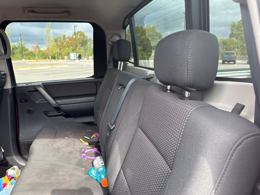 Used 2010 Nissan Titan SE w/ SE Premium Utility Pkg RWD image 18