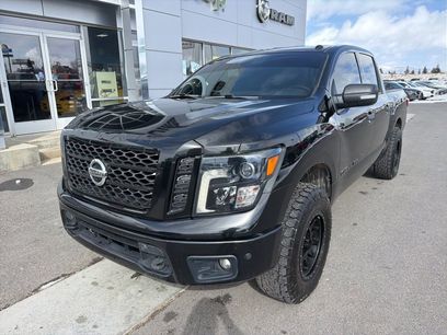 Used 2018 Nissan Titan SV w/ SV Convenience Package